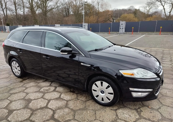 Ford Mondeo cena 29600 przebieg: 230000, rok produkcji 2013 z Góra małe 379